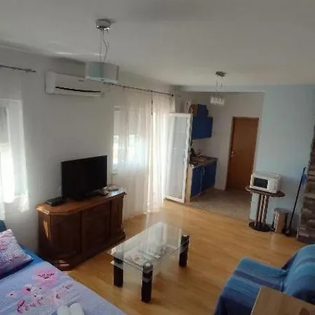 Vala - One Bedroom With Sea View A2