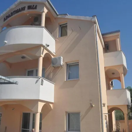 Vala - One Bedroom With Sea View A2 דירה *